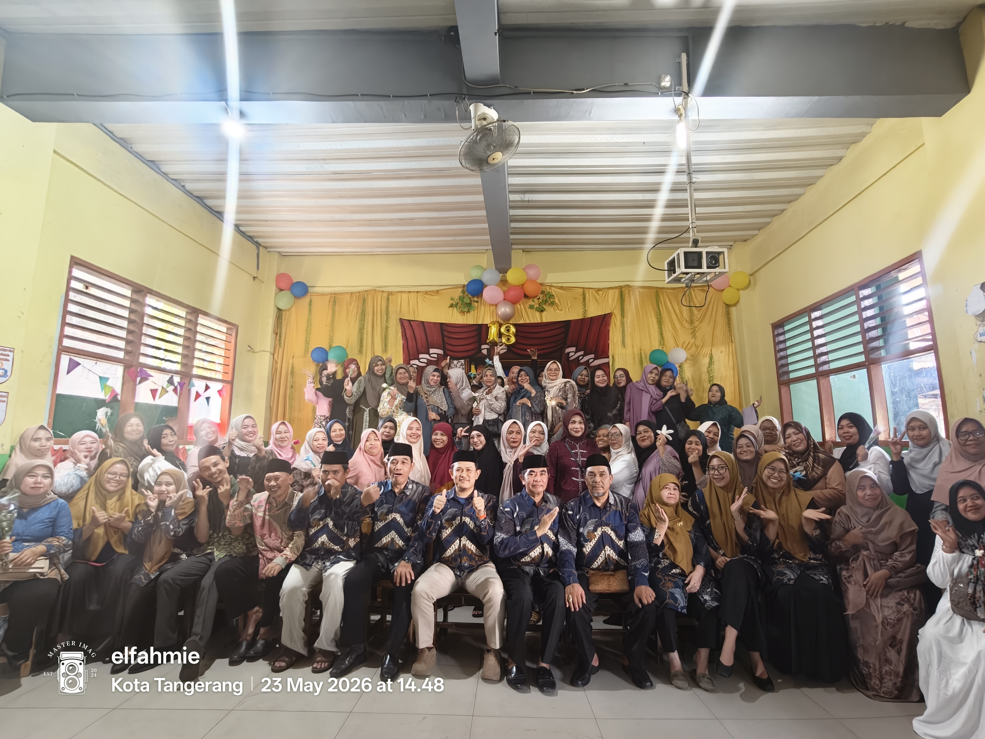 Haru dan Bakti dalam Sungkeman Perpisahan Kelas 9 SMP Garuda
